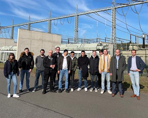 Studierende der Hochschule Düsseldorf besuchen Technik- und Service Center Transformatoren in Wesel